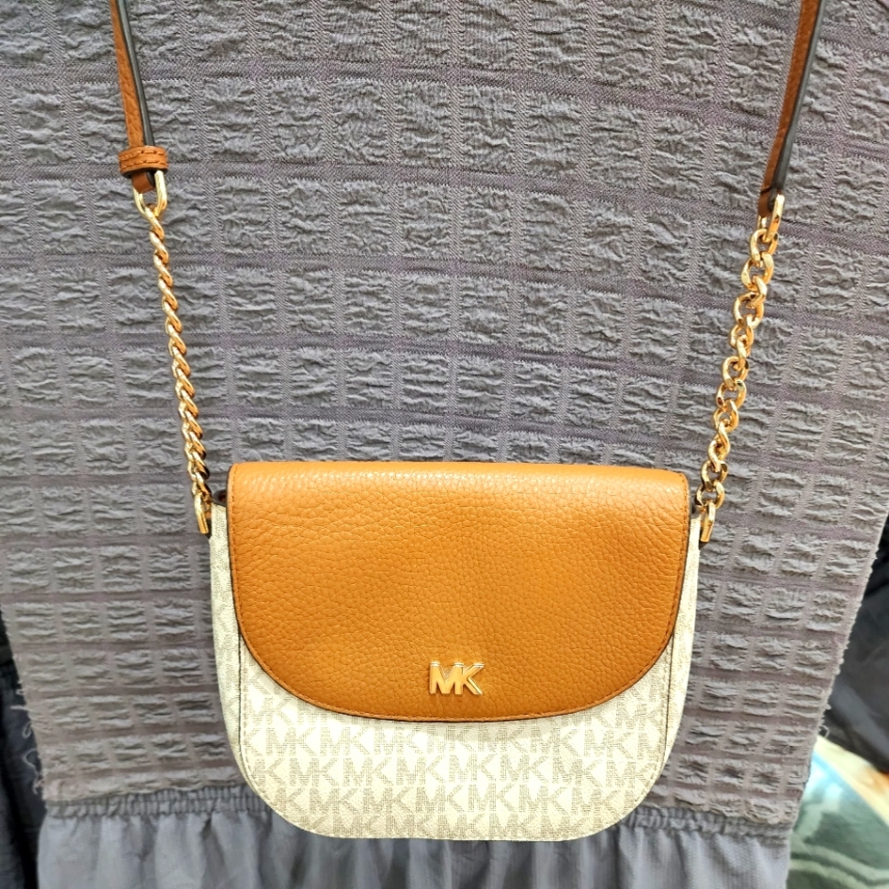Michael Kors Leather White and Tan Signature Crossbody